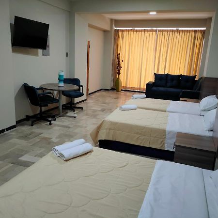 Oceanik Suites & Hotel Guayaquil Esterno foto
